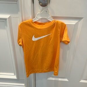 Like new Nike dry fit t shirt size 6